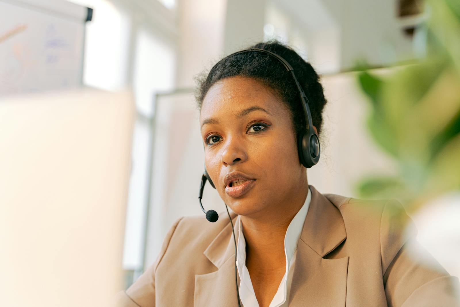 Agent de support avec casque
